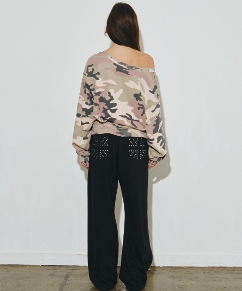 Midnight Move(ミッドナイトムーブ)の「A'GEM/9 × .kom 『MIDNIGHT MOVE/ミッドナイトムーブ』ey camo mtm/カモスウェットシャツ(スウェット・レディース・ピンク・FREE)」の7枚目の写真