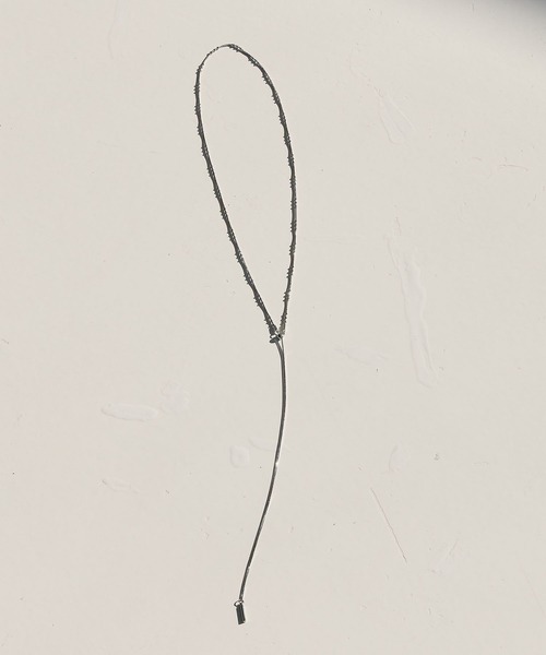 Andemiu(アンデミュウ)の「ボールスライドY字ネックレス659159(ネックレス・レディース・ゴールド/シルバー・FREE)」の1枚目の写真