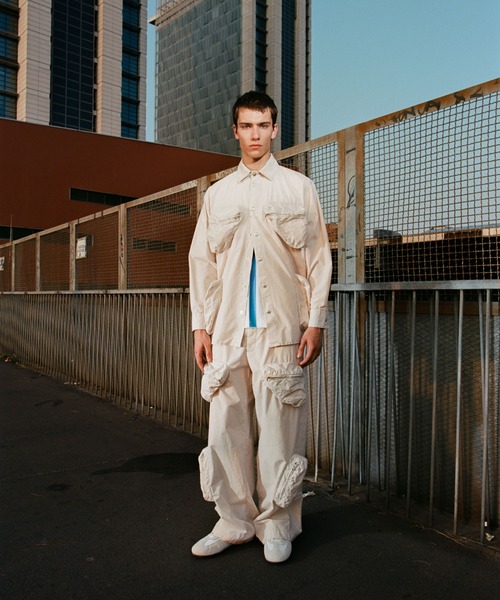 MSGM(エムエスジーエム)の「FLOOR PUMP グラフィック Tシャツ(Tシャツ/カットソー・メンズ・ホワイト・S/XS/XL/L/M)」の2枚目の写真
