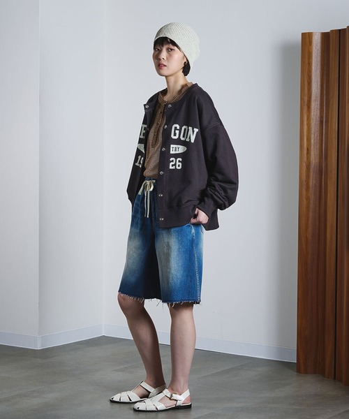 ROSE BUD（ローズバッド）の「COLLEGE LOGO CARDIGAN（カーディガン/ボレロ・レディース・チャコールグレー/ライトグレー/ブルー・ONE SIZE）」の8枚目の写真