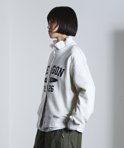 ROSE BUD（ローズバッド）の「COLLEGE LOGO CARDIGAN（カーディガン/ボレロ・レディース・チャコールグレー/ライトグレー/ブルー・ONE SIZE）」の11枚目の写真