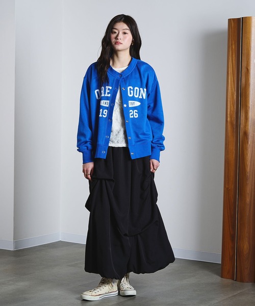 ROSE BUD（ローズバッド）の「COLLEGE LOGO CARDIGAN（カーディガン/ボレロ・レディース・チャコールグレー/ライトグレー/ブルー・ONE SIZE）」の20枚目の写真