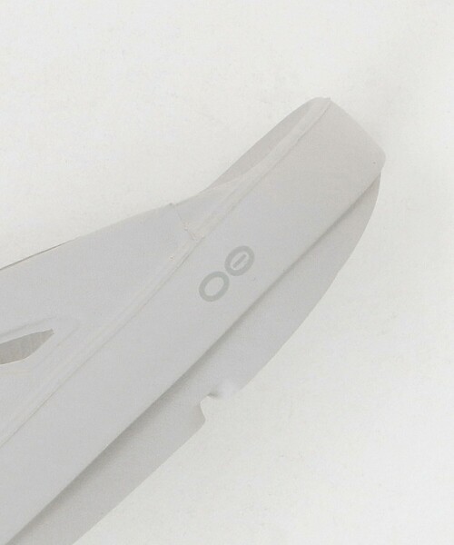 OOFOS(ウーフォス)の「【WEB限定】<OOFOS> OOriginal(サンダル・レディース・ライトグレー/ブラック・23cm/22cm/24cm/25cm)」の5枚目の写真