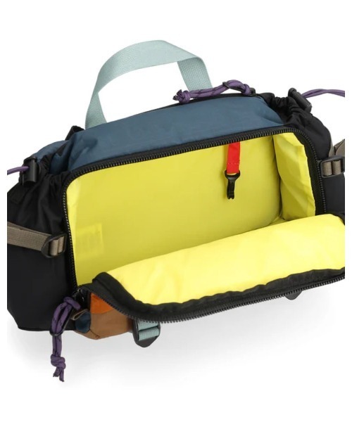 TOPO DESIGNS(トポデザインズ)の「GO OUT掲載モデル【TOPO DESIGNS】MOUNTAIN HYDRO HIP PACK(ボディバッグ/ウエストポーチ・レディース・グレー/ブラック/イエロー・ONE SIZE)」の11枚目の写真