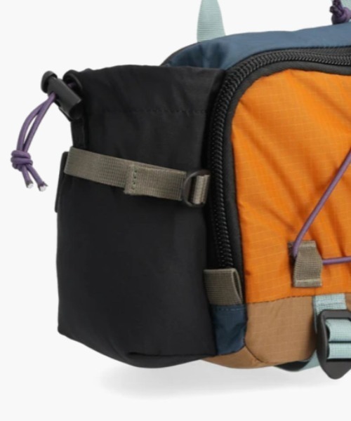 TOPO DESIGNS(トポデザインズ)の「GO OUT掲載モデル【TOPO DESIGNS】MOUNTAIN HYDRO HIP PACK(ボディバッグ/ウエストポーチ・レディース・グレー/ブラック/イエロー・ONE SIZE)」の16枚目の写真