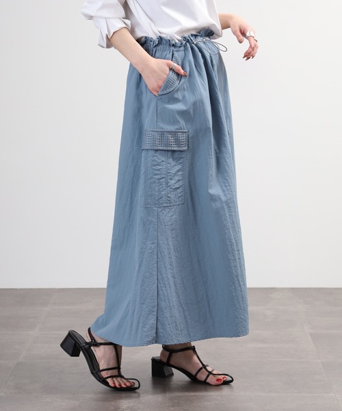 EGLANTINE(エグランティーヌ)の「EGLANTINE メッシュ使いナイロンスカート(スカート・レディース・グレイッシュブルー・40)」の9枚目の写真