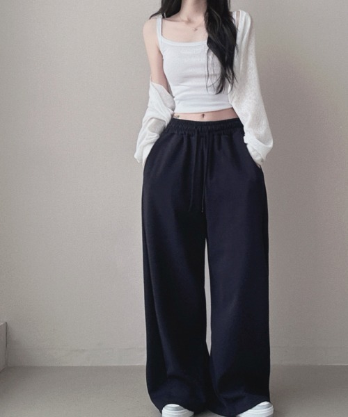 Emilie(エミリー)の「バッグプリントワイドスエットパンツ(スウェットパンツ・レディース・ネイビー/グレー/ブラック・FREE)」の16枚目の写真