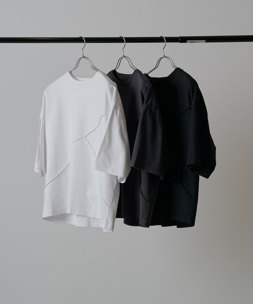 Lui's（ルイス）の「【Neucon】REBUILD SEAM WIDE SHORT TEE / リビルド切替ワイドショートTシャツ（Tシャツ/カットソー・メンズ・ホワイト/ブラック/グレー・1/2）」の7枚目の写真