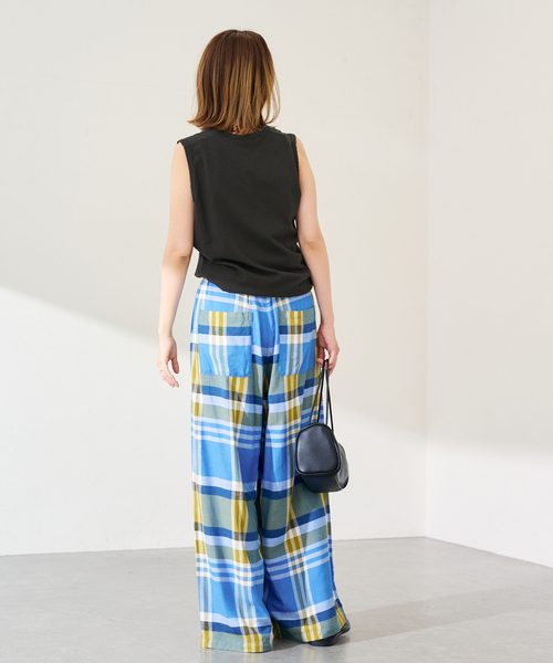 FRAMeWORK(フレームワーク)の「スリーブレスプルオーバー(Tシャツ/カットソー・レディース・ホワイト/チャコールグレー/イエロー・FREE)」の5枚目の写真