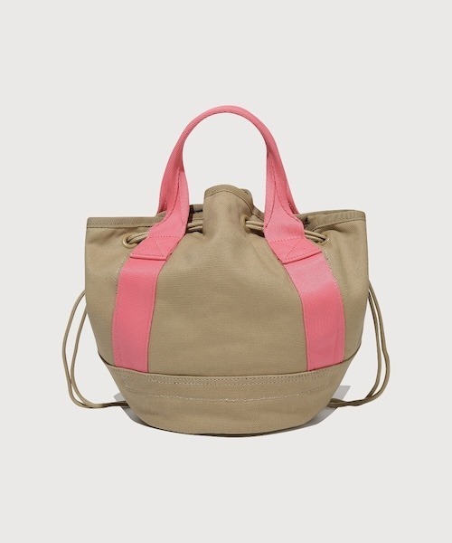 COVERNAT(カバーナット)の「WOMEN DRAWSTRING TOTE BAG(トートバッグ・レディース・ベージュ/アイボリー・FREE)」の11枚目の写真