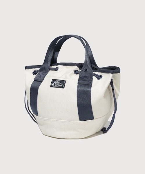 COVERNAT(カバーナット)の「WOMEN DRAWSTRING TOTE BAG(トートバッグ・レディース・ベージュ/アイボリー・FREE)」の4枚目の写真