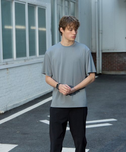 BASIC HOUSE（ベーシックハウス）の「[2PACK] クール機能性エアドライレギュラーフィット半袖Tシャツ2パック (3色)（Tシャツ/カットソー・メンズ・チャコールグレー/ホワイト/ブラック・100/105/110/115/120/85/90/95）」の13枚目の写真