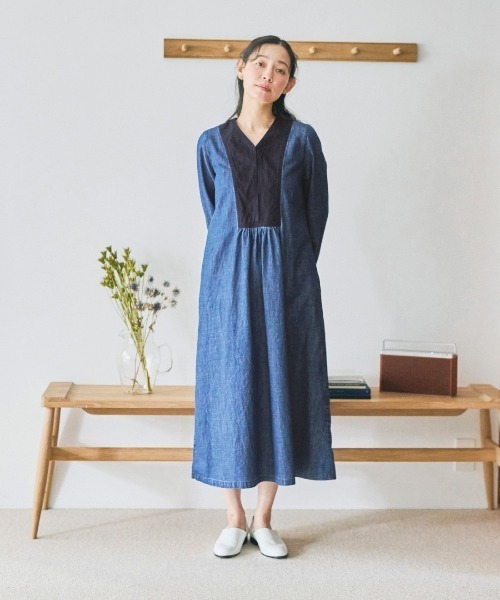 and myera(アンド マイラ)の「and myera こなれたデニムワンピース(ワンピース・レディース・ブルー系その他・LL/L/M/S)」の2枚目の写真