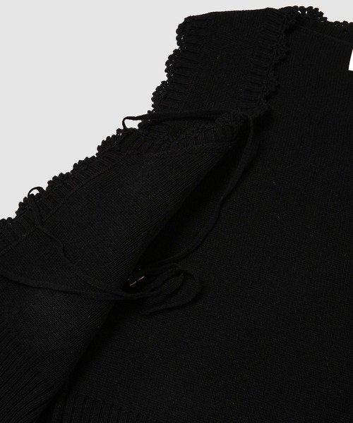 GANNI(ガニー)の「Cotton Cashmere Crochet Applique Vest(ベスト・レディース・ブラック・M/S/XS)」の4枚目の写真