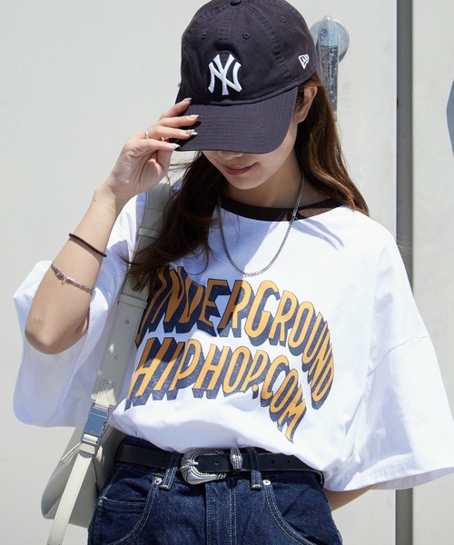 Chick（チック）の「Pop Logo College-Style Ringer T-Shirt / ポップロゴカレッジ風リンガーTシャツ 秋 秋服 2026年秋冬（Tシャツ/カットソー・レディース・ブラック/オレンジ/アイボリー・FREE）」の2枚目の写真