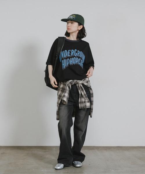 Chick（チック）の「Pop Logo College-Style Ringer T-Shirt / ポップロゴカレッジ風リンガーTシャツ 秋 秋服 2026年秋冬（Tシャツ/カットソー・レディース・ブラック/オレンジ/アイボリー・FREE）」の19枚目の写真