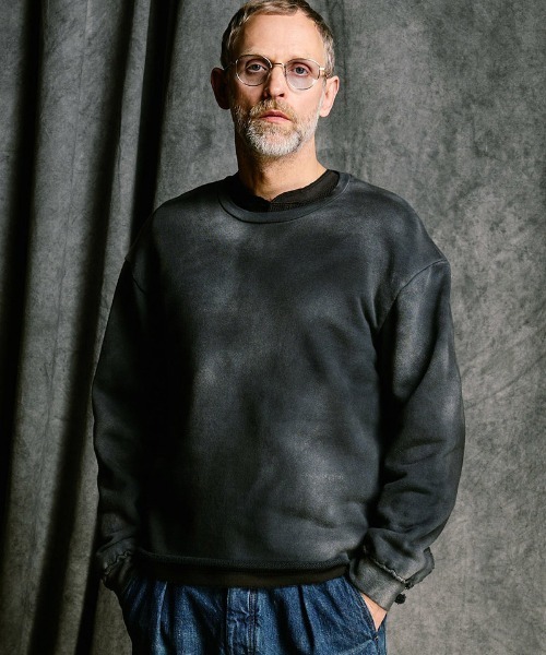 wjk(ダヴルジェイケイ)の「msw1865- fade cut-off sweatshirt スウェット(7136 mj84j)(スウェット・メンズ・ベージュ/ネイビー/ブラック・S/M/L/XL)」の4枚目の写真