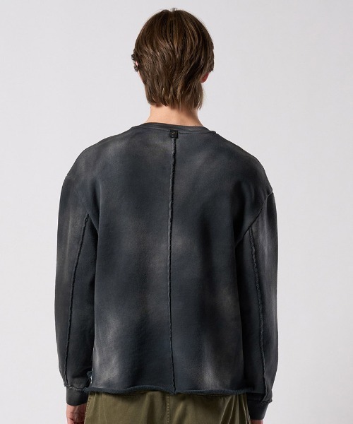 wjk(ダヴルジェイケイ)の「msw1865- fade cut-off sweatshirt スウェット(7136 mj84j)(スウェット・メンズ・ベージュ/ネイビー/ブラック・S/M/L/XL)」の8枚目の写真