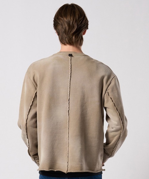 wjk(ダヴルジェイケイ)の「msw1865- fade cut-off sweatshirt スウェット(7136 mj84j)(スウェット・メンズ・ベージュ/ネイビー/ブラック・S/M/L/XL)」の13枚目の写真
