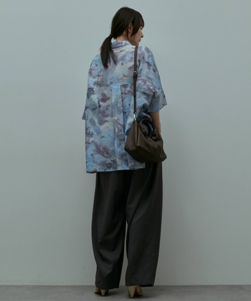 flaeu(フラユ)の「Blur Flower Shirt(シャツ/ブラウス・レディース・ブルー/ピンク・FREE)」の6枚目の写真