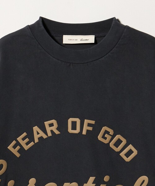 FOG ESSENTIALS(エフオージーエッセンシャルズ)の「<FEAR OF GOD ESSENTIALS>90S ロングスリーブ Tシャツ(Tシャツ/カットソー・メンズ・ダークグレー/ナチュラル・L/M/S/XS)」の4枚目の写真