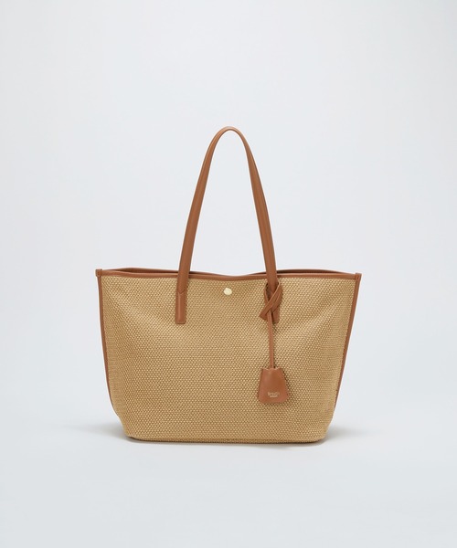Breath TOPKAPI(ブレストプカピ)の「【Breath TOPKAPI】レザーコンビ 雑材風 シンプル トートバッグ チャーム付き A4 / 軽量(トートバッグ・レディース・ベージュ/ブラック・FREE)」の1枚目の写真