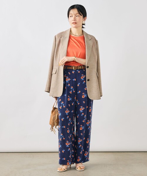 NOLLEY’S(ノーリーズ)の「ウォッシャブルスカーレット柄タックパンツ(その他パンツ・レディース・ブルー系その他6・38/36)」の4枚目の写真