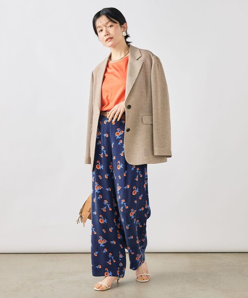 NOLLEY’S(ノーリーズ)の「ウォッシャブルスカーレット柄タックパンツ(その他パンツ・レディース・ブルー系その他6・38/36)」の5枚目の写真