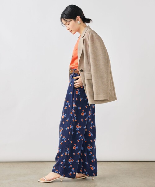 NOLLEY’S(ノーリーズ)の「ウォッシャブルスカーレット柄タックパンツ(その他パンツ・レディース・ブルー系その他6・38/36)」の8枚目の写真