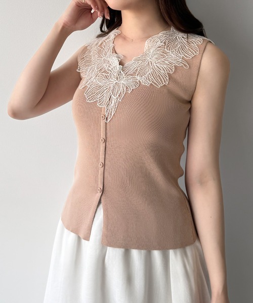 mipiarl(ミピアール)の「レースモチーフノースリニットトップス(ニット/セーター・レディース・ピンクベージュ/ブラック/ネイビー/ライトブルー/オフホワイト/グレー・LARGE/MEDIUM)」の11枚目の写真