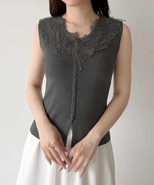 mipiarl(ミピアール)の「レースモチーフノースリニットトップス(ニット/セーター・レディース・ピンクベージュ/ブラック/ネイビー/ライトブルー/オフホワイト/グレー・LARGE/MEDIUM)」の18枚目の写真