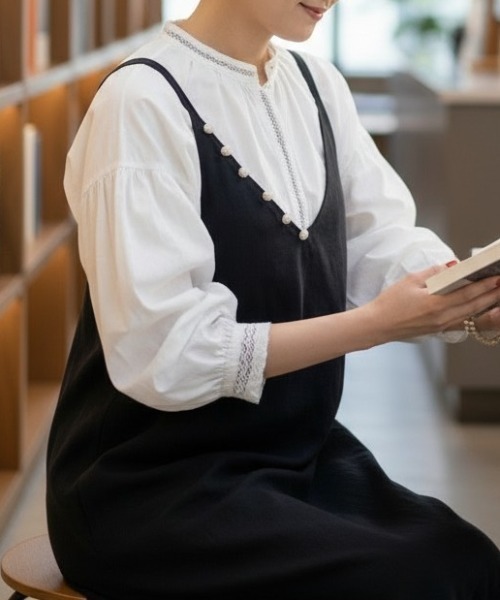 GIVERNY(ジヴェルニー)の「【大人可愛いを叶える】パール付きVネックキャミワンピース(ワンピース・レディース・ピンク/ネイビー/ブラック・FREE)」の14枚目の写真
