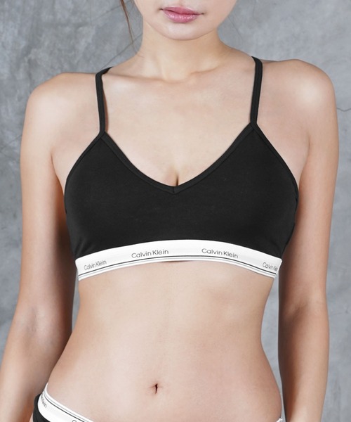Calvin Klein(カルバン・クライン)の「Calvin Klein カルバンクライン Balance LL BRALETTE レディース ブラ(スポーツブラ・レディース・グレー/ブラック・LARGE/XS/SMALL/MEDIUM)」の2枚目の写真