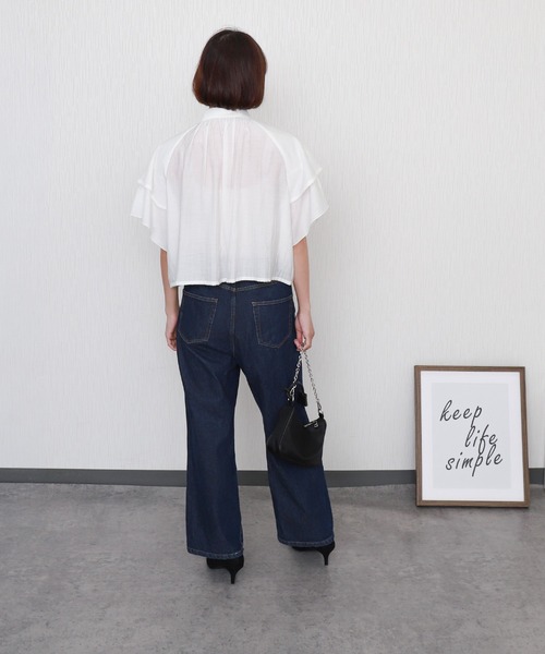libelle more(リベル モア)の「アシンメトリーフリル楊柳シャツブラウス クロップド丈(シャツ/ブラウス・レディース・ラベンダー/イエロー/ブラック/サックスブルー/オフホワイト・L/M)」の10枚目の写真