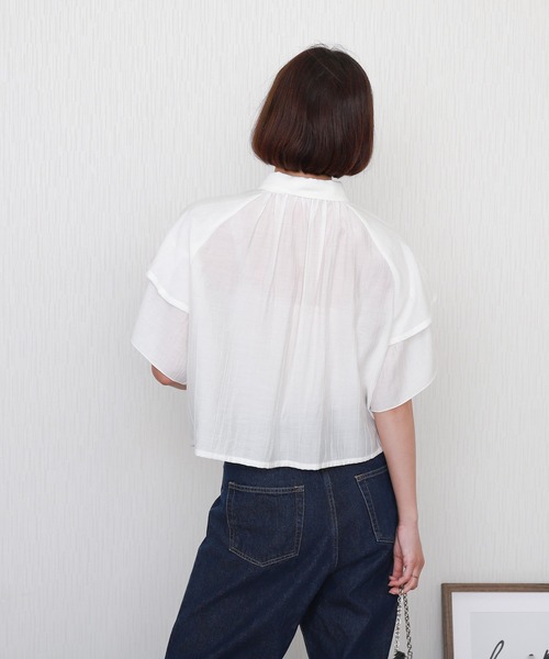 libelle more(リベル モア)の「アシンメトリーフリル楊柳シャツブラウス クロップド丈(シャツ/ブラウス・レディース・ラベンダー/イエロー/ブラック/サックスブルー/オフホワイト・L/M)」の11枚目の写真