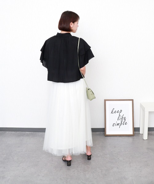 libelle more(リベル モア)の「アシンメトリーフリル楊柳シャツブラウス クロップド丈(シャツ/ブラウス・レディース・ラベンダー/イエロー/ブラック/サックスブルー/オフホワイト・L/M)」の21枚目の写真