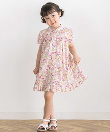 BeBe Petits Pois Vert（ベベプチポワヴェール）の「【店舗限定】フラワープリント半袖ギャザーワンピース(95～150cm)（ワンピース）」