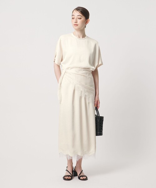 UNITED ARROWS（ユナイテッドアローズ）の「スカーフ付き サテン レース コンビ スカート（スカート・レディース・ブラック/オフホワイト・36/38）」の7枚目の写真