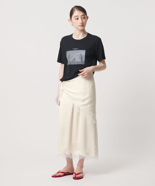 UNITED ARROWS（ユナイテッドアローズ）の「スカーフ付き サテン レース コンビ スカート（スカート・レディース・ブラック/オフホワイト・36/38）」の11枚目の写真