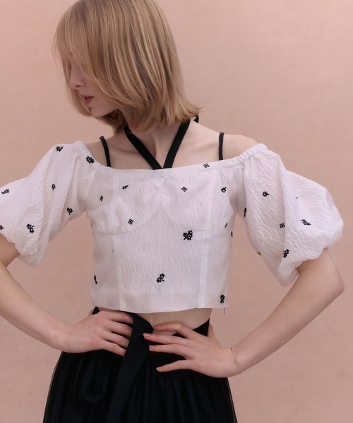 EIMY ISTOIRE(エイミーイストワール)の「GYPSOPHILE PUFF TOP(シャツ/ブラウス・レディース・ブラック/ホワイト・F)」の3枚目の写真