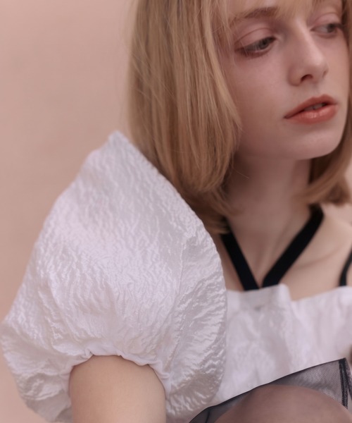 EIMY ISTOIRE(エイミーイストワール)の「GYPSOPHILE PUFF TOP(シャツ/ブラウス・レディース・ブラック/ホワイト・F)」の6枚目の写真