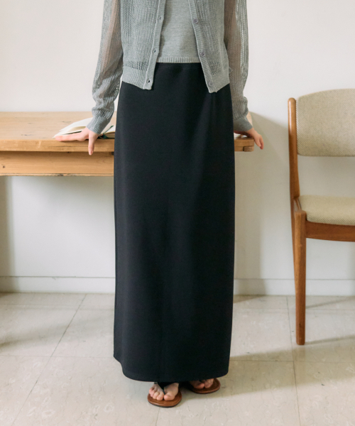Ellioti(エリオティ)の「Mirel Easy Maxi Skirt_3Color(スカート・レディース・チャコールグレー/ブラック/アイボリー・SMALL/MEDIUM)」の4枚目の写真
