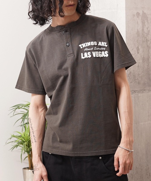 1111clothing（ワンフォークロージング）の「フロッキー刺繍 ヘンリーネック Tee / Flocky Embroidery Henley Neck Tee（Tシャツ/カットソー・メンズ・ネイビー/オフホワイト/チャコールグレー・M/L）」の13枚目の写真