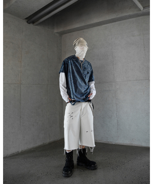 ROARINGRAD(ロアリングラド)の「ウォッシュドデストロイドTシャツブルー(Tシャツ/カットソー・メンズ・その他・MEDIUM/LARGE)」の2枚目の写真