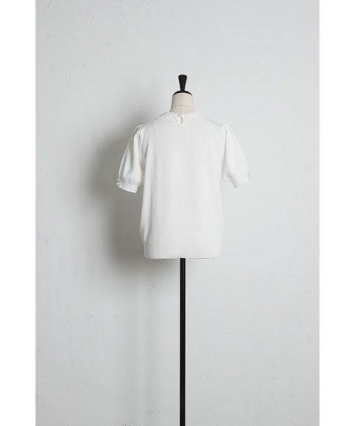 tocco closet(トッコ クローゼット)の「【ZOZO限定】接触冷感ビジュー×パールレース襟サマーニットトップス(ニット/セーター・レディース・ネイビー/ラベンダー/ブラック/オフホワイト・M)」の10枚目の写真