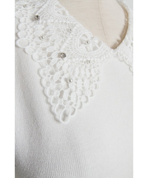 tocco closet(トッコ クローゼット)の「【ZOZO限定】接触冷感ビジュー×パールレース襟サマーニットトップス(ニット/セーター・レディース・ネイビー/ラベンダー/ブラック/オフホワイト・M)」の14枚目の写真