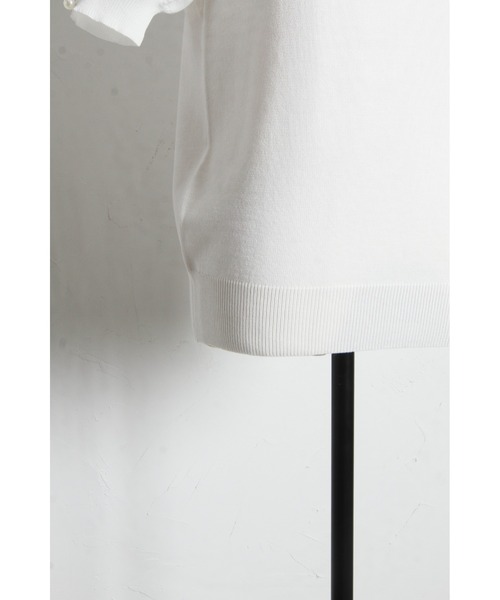 tocco closet(トッコ クローゼット)の「【ZOZO限定】接触冷感ビジュー×パールレース襟サマーニットトップス(ニット/セーター・レディース・ネイビー/ラベンダー/ブラック/オフホワイト・M)」の15枚目の写真