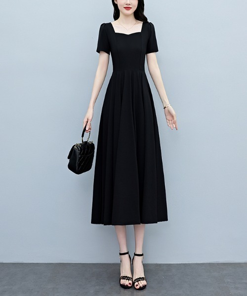 LUCPY(ラクピー)の「スクエアネック フレアロングワンピース(ワンピース・レディース・ブラック・XX-LARGE/X-LARGE/LARGE/MEDIUM)」の3枚目の写真