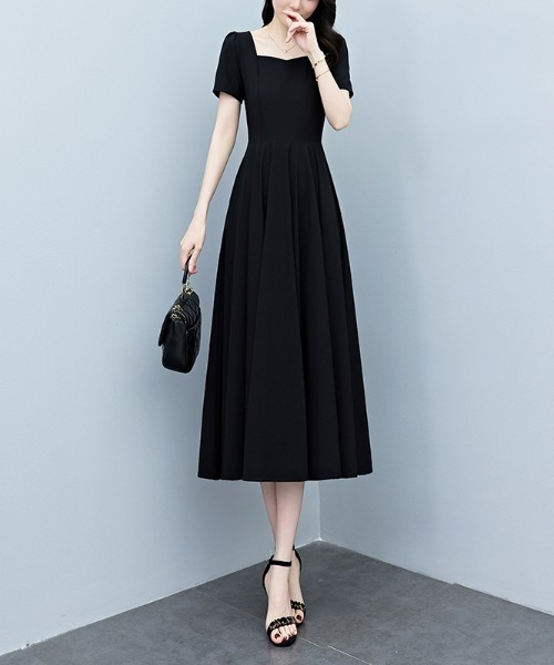 LUCPY(ラクピー)の「スクエアネック フレアロングワンピース(ワンピース・レディース・ブラック・XX-LARGE/X-LARGE/LARGE/MEDIUM)」の4枚目の写真
