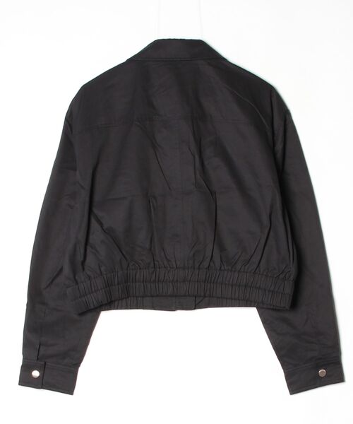 Guess(ゲス)の「JULIANE Cargo Jacket ジャケット(ブルゾン・レディース・ブラック/ベージュ・X-SMALL/SMALL/MEDIUM/LARGE)」の4枚目の写真